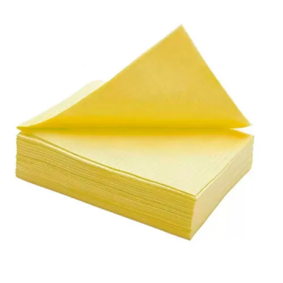 15. Салфетки нагрудн. д/пациентов 2-х сл. желтый, 33*45, 500шт/уп/ Ом-Ника